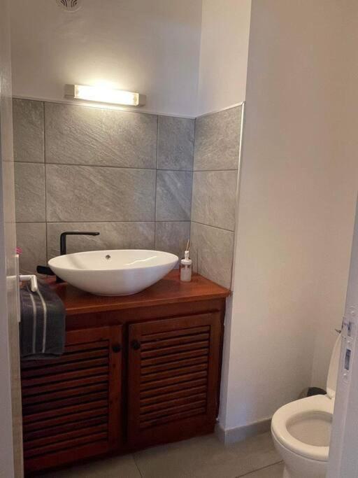 La Villa Jujubes Avec Piscine Chauffee - 5 Chambres Spacieuses Le Bois de Nefles  Bagian luar foto