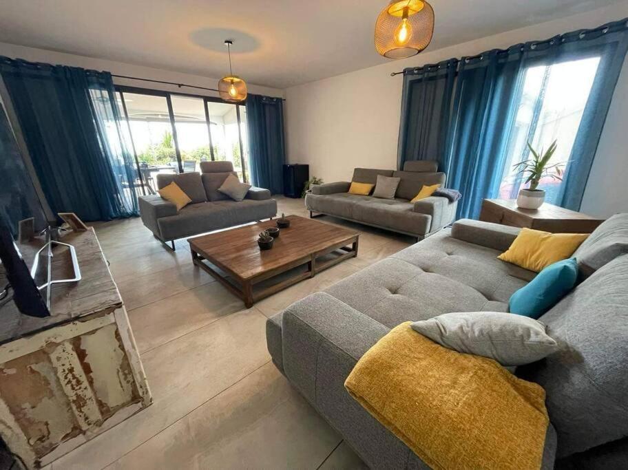 La Villa Jujubes Avec Piscine Chauffee - 5 Chambres Spacieuses Le Bois de Nefles  Bagian luar foto